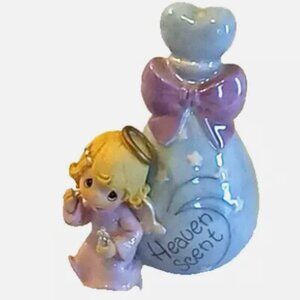 Precious Moments AVON "Heaven Scent" Angel With Perfume Figurine #4001940 2004